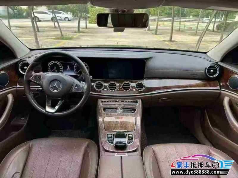 18年奔驰E轿车抵押车出售