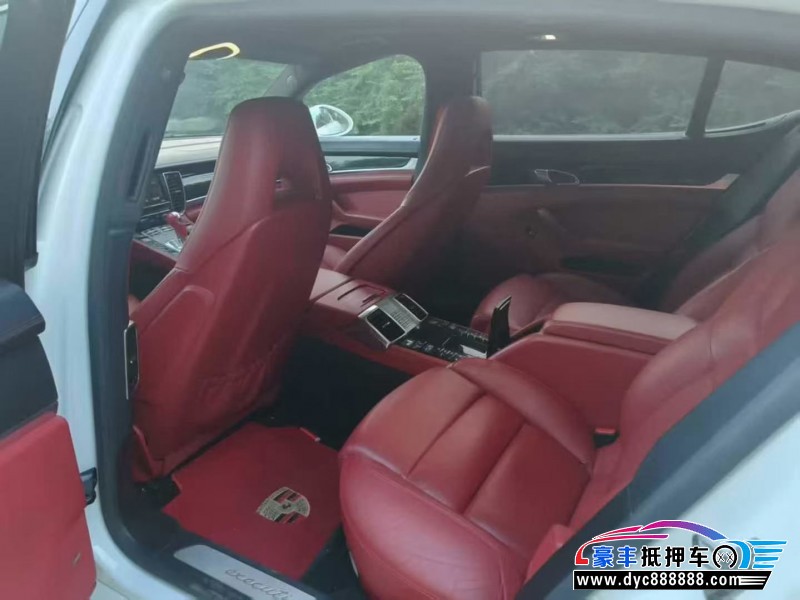 15年保时捷帕纳梅拉轿车抵押车出售