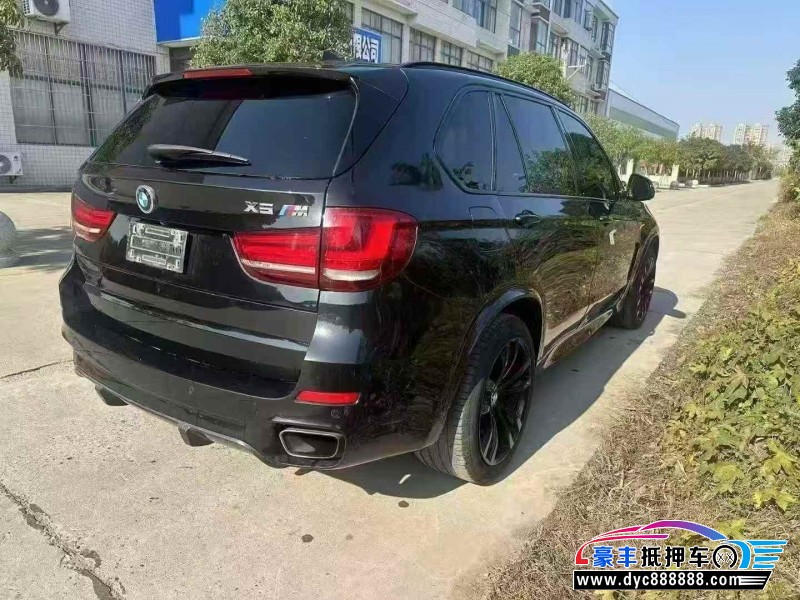 17年宝马X5轿车抵押车出售