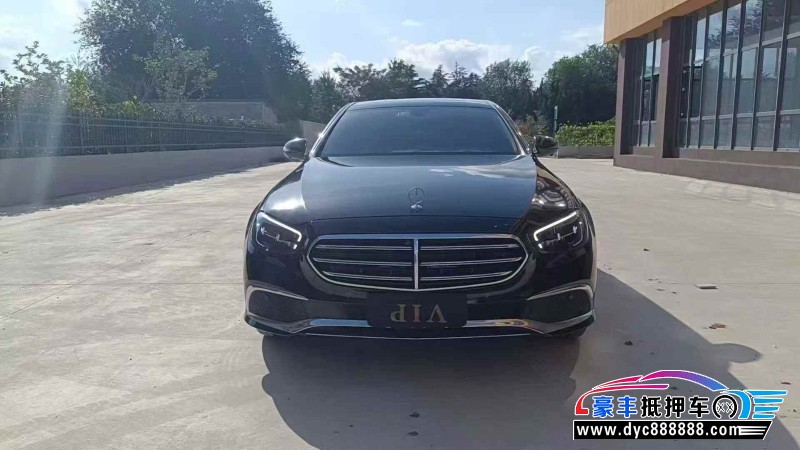 22年奔驰E轿车抵押车出售