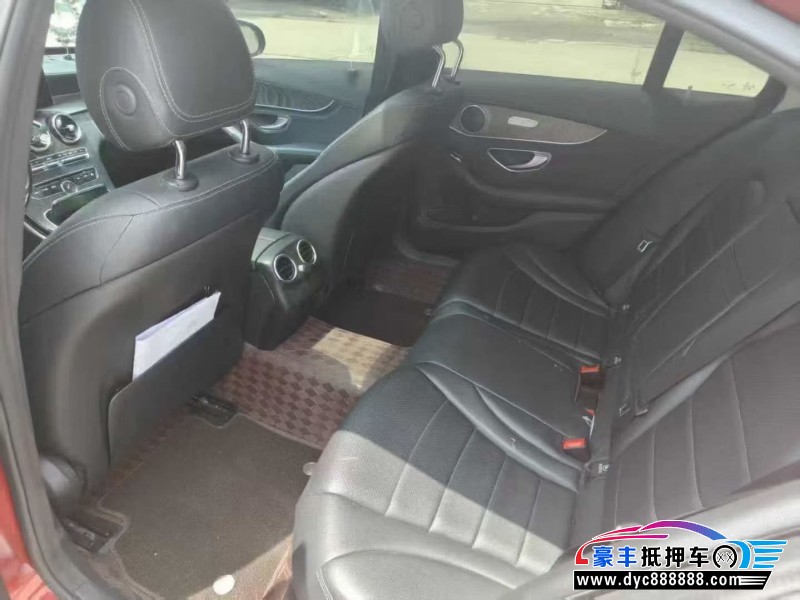 17年奔驰C轿车抵押车出售