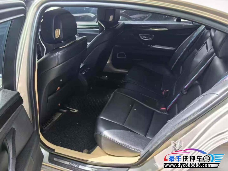 13年宝马5系轿车抵押车出售