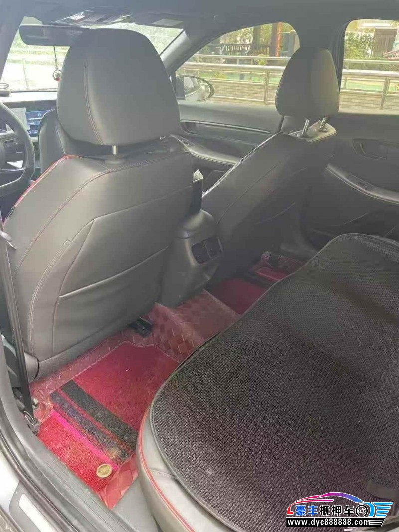 23年现代索纳塔轿车抵押车出售