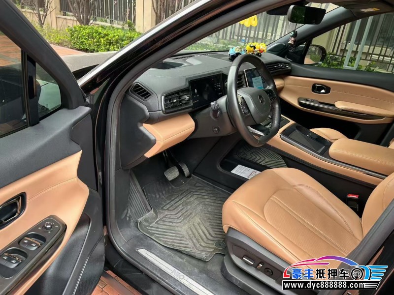 21年蔚来ES6轿车抵押车出售