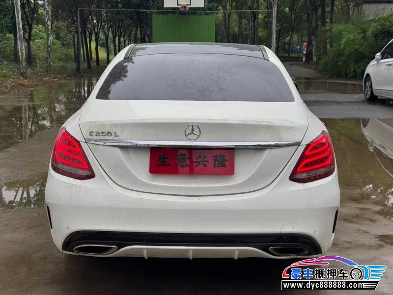 17年奔驰C轿车抵押车出售