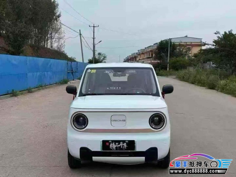 25年吉利熊猫轿车抵押车出售