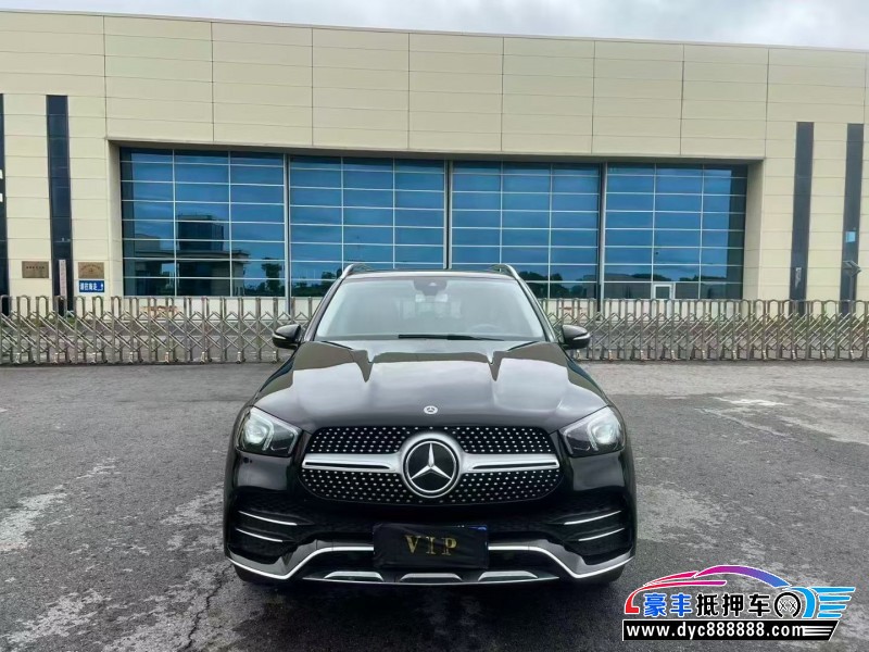 19年奔驰GLE轿车抵押车出售