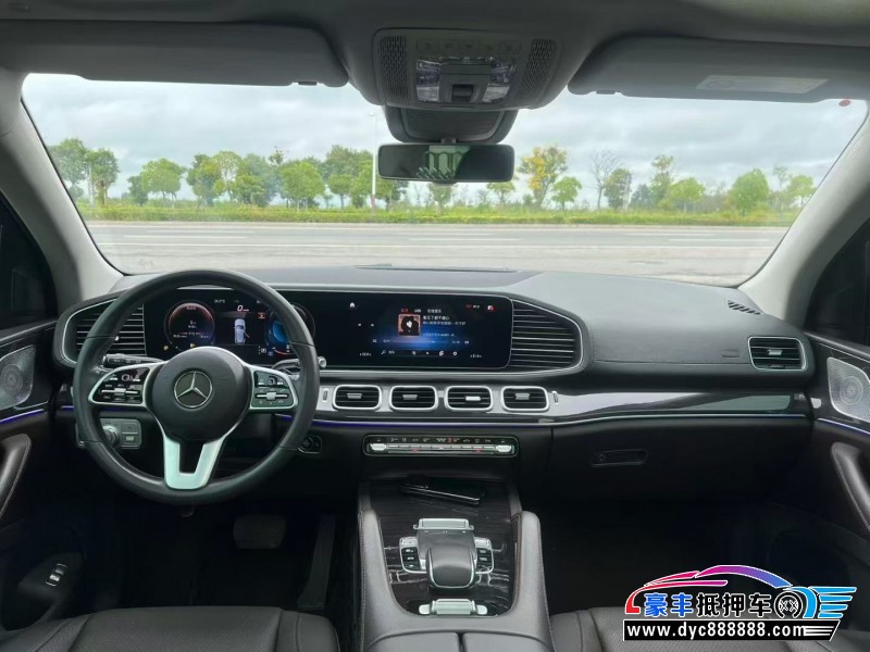 19年奔驰GLE轿车抵押车出售