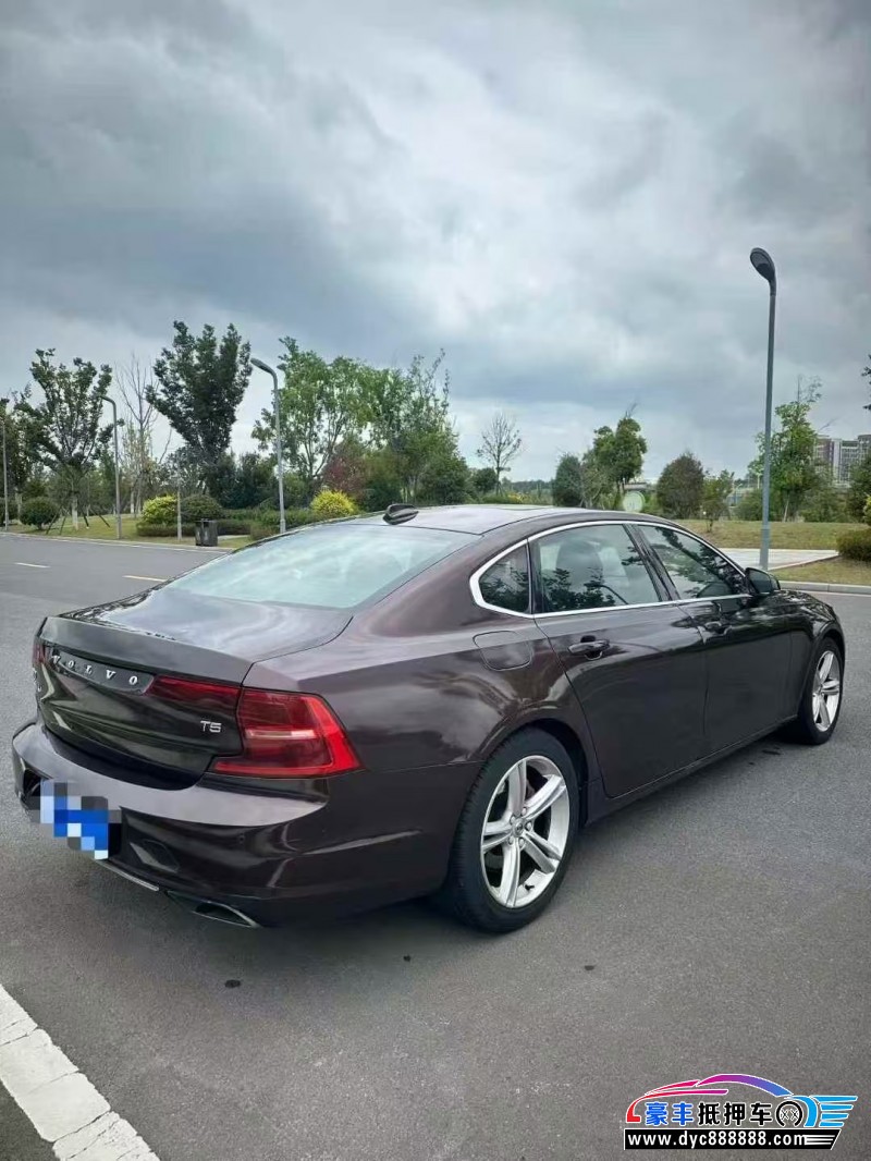 18年沃尔沃S90轿车抵押车出售