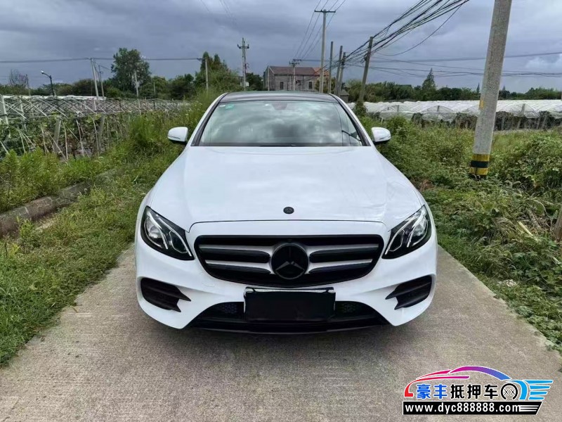 19年奔驰E轿车抵押车出售