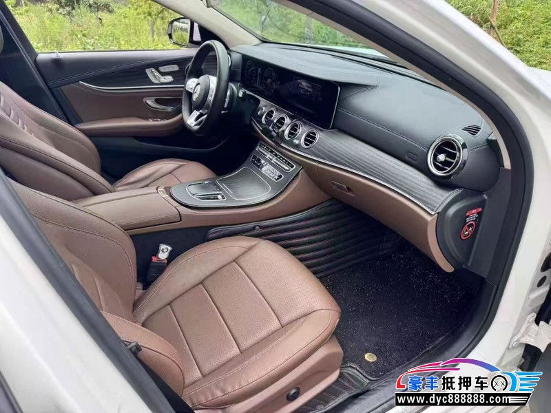 19年奔驰E轿车抵押车出售