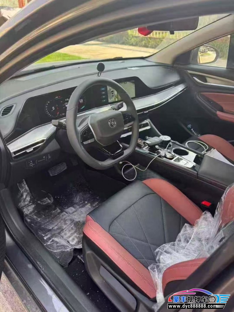 24年长安逸动轿车抵押车出售