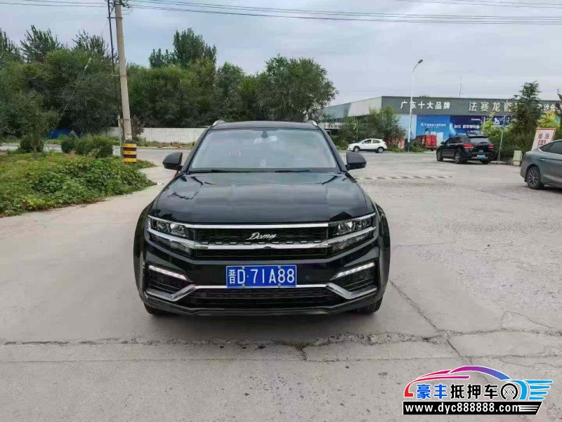 17年众泰大迈X7轿车抵押车出售