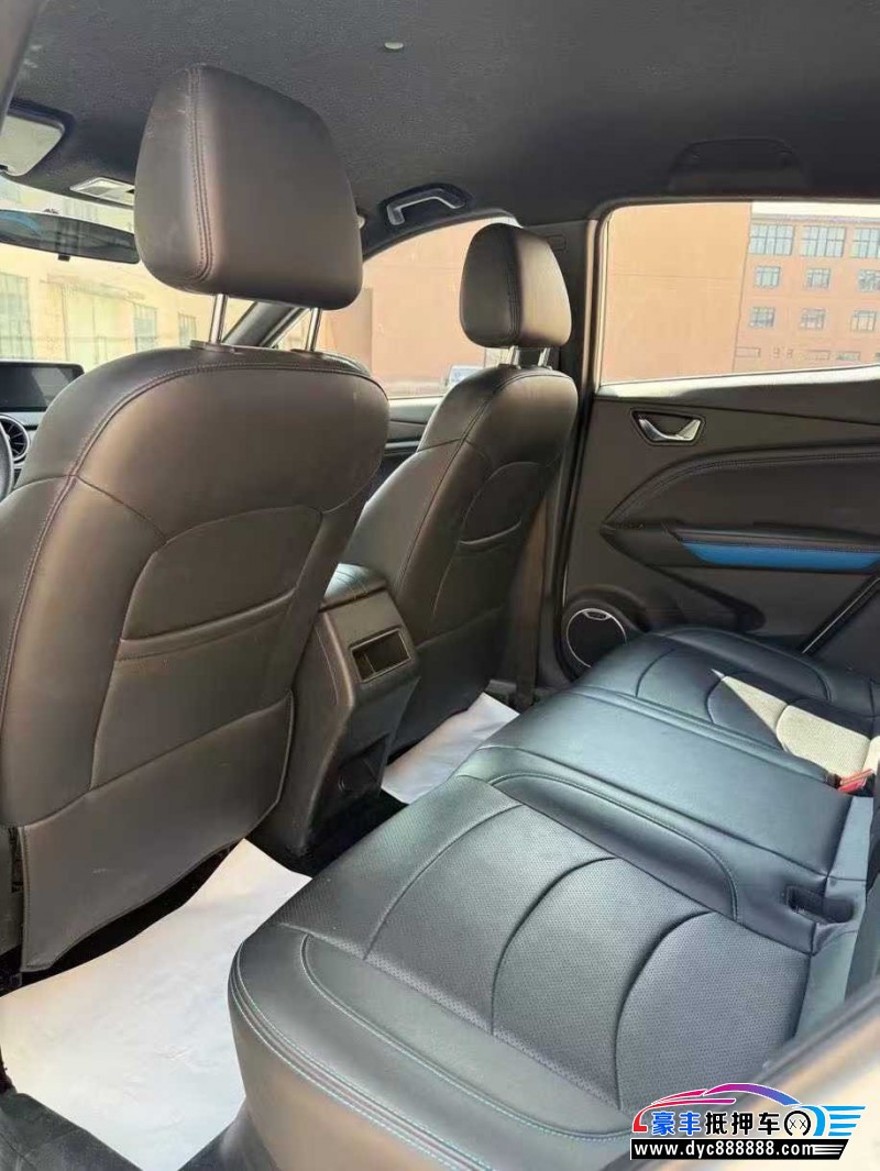 20年东风风光东风风光轿车抵押车出售