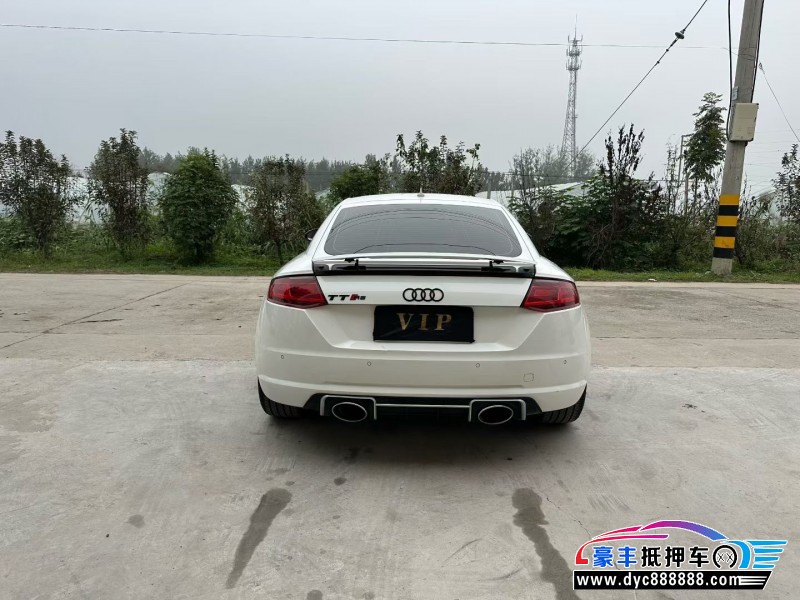 17年奥迪TT轿车抵押车出售