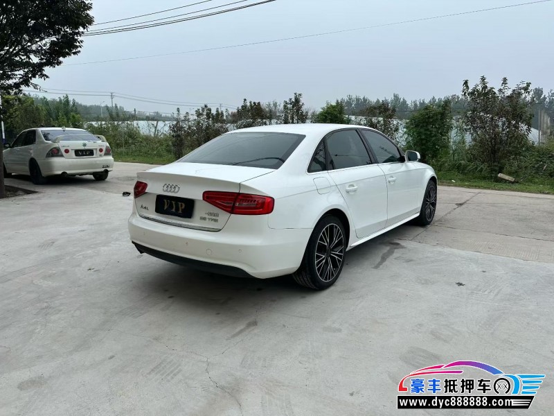 13年奥迪A4L轿车抵押车出售
