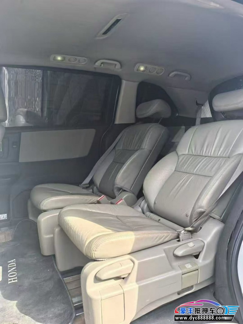 16年本田奥德赛轿车抵押车出售