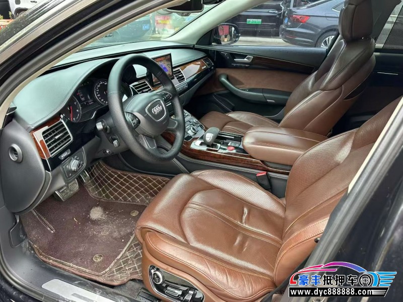 11年奥迪A8L轿车抵押车出售