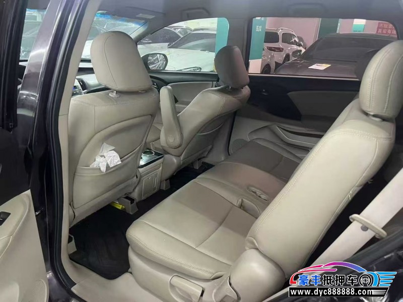 14年本田奥德赛轿车抵押车出售