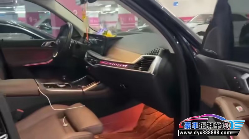 23年宝马X7轿车抵押车出售