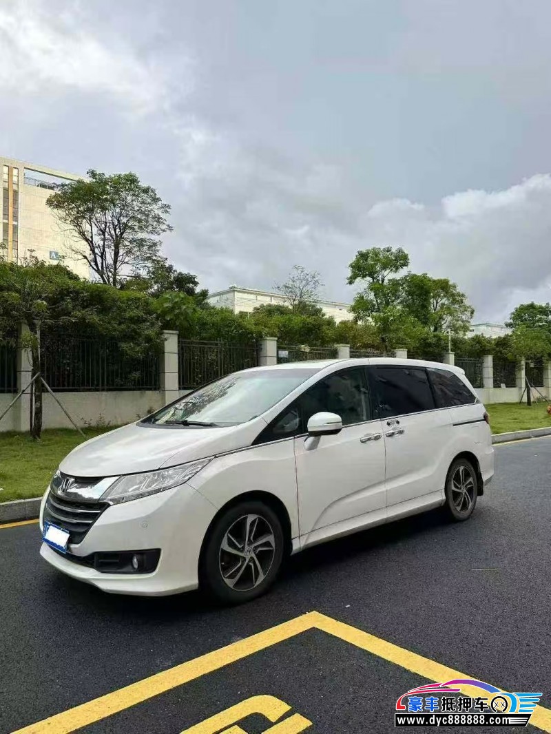 15年本田奥德赛轿车抵押车出售