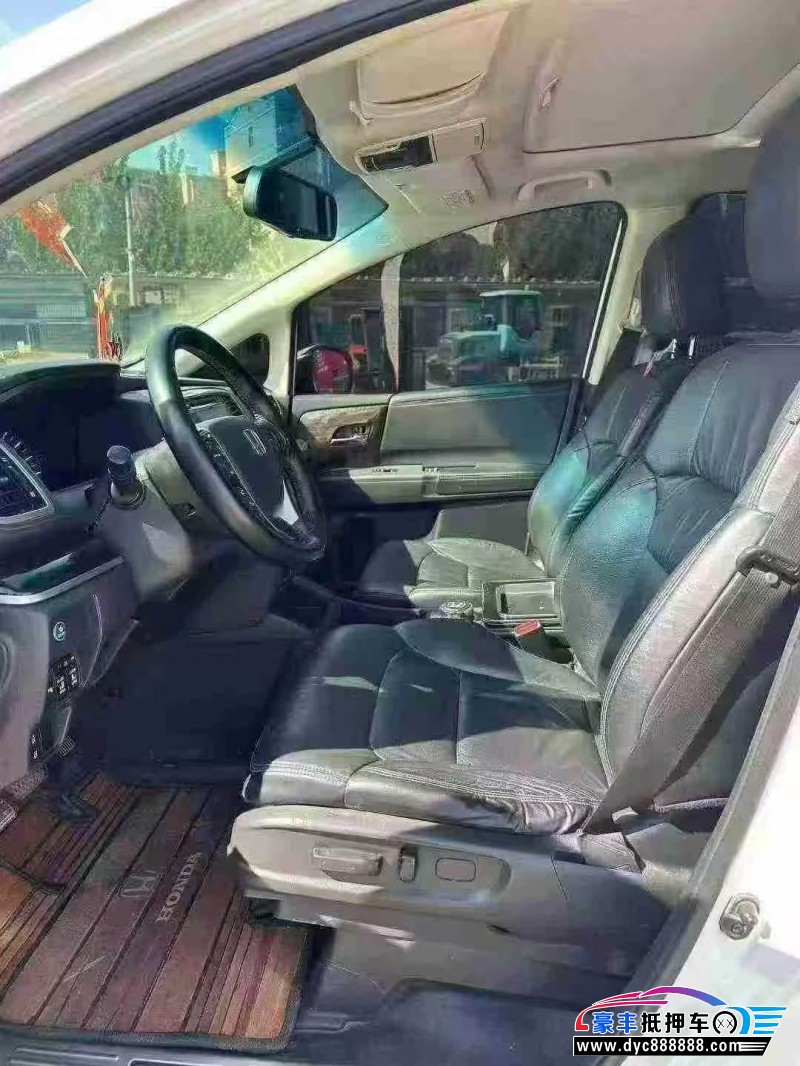 16年本田奥德赛轿车抵押车出售