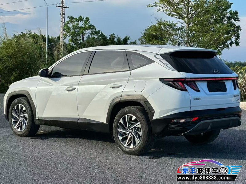 21年现代途胜轿车抵押车出售