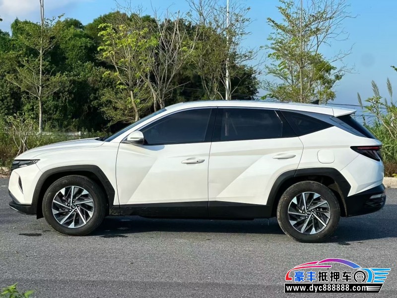 21年现代途胜轿车抵押车出售