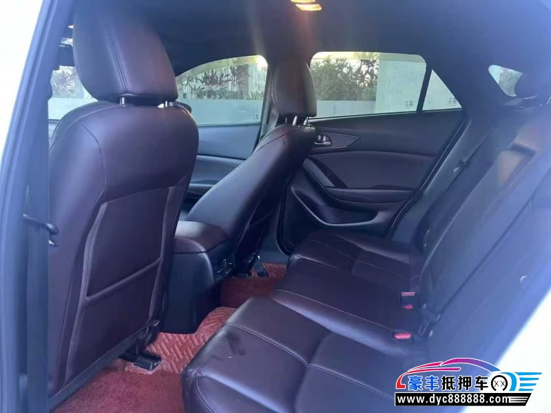 20年马自达CX-4轿车抵押车出售