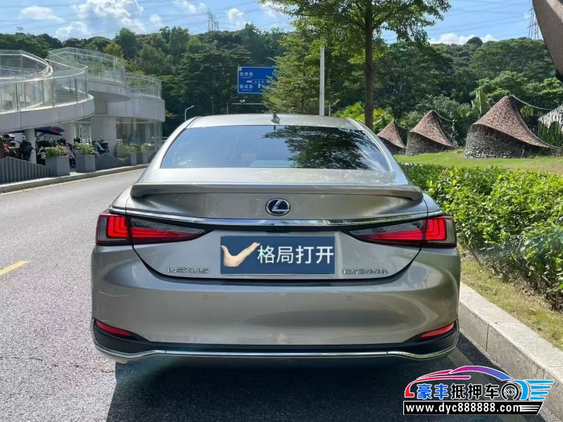 21年雷克萨斯ES轿车抵押车出售