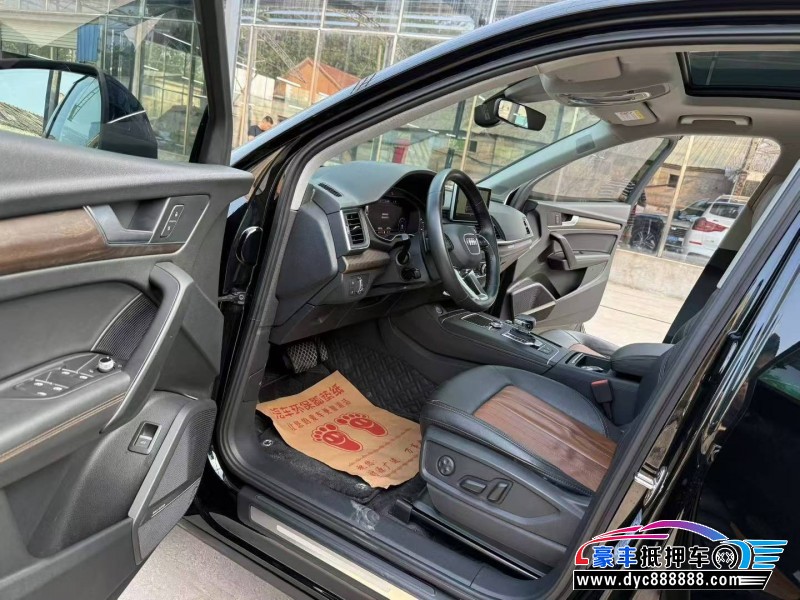 20年奥迪Q5SUV抵押车出售