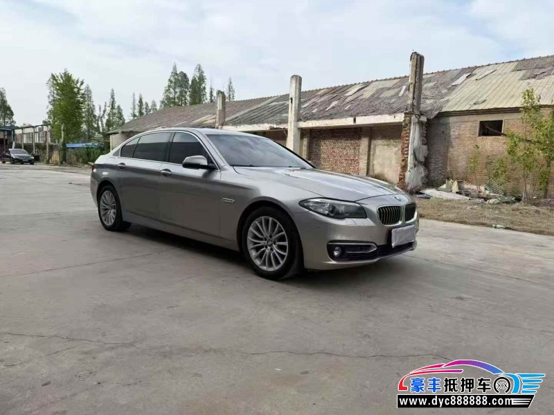 17年宝马5系轿车抵押车出售