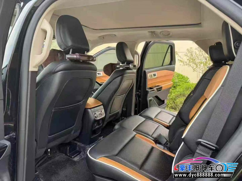 22年福特探险者轿车抵押车出售