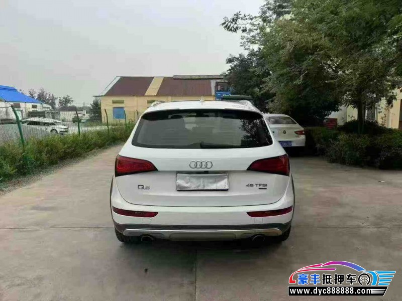 15年奥迪Q5轿车抵押车出售