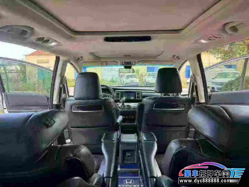 20年本田艾力绅轿车抵押车出售