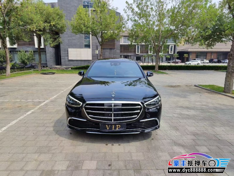 22年奔驰S轿车抵押车出售