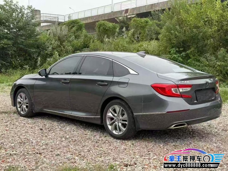 21年本田雅阁轿车抵押车出售