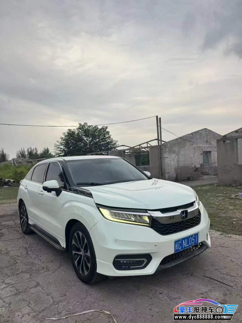 18年本田冠道轿车抵押车出售