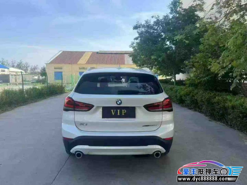 20年宝马X1轿车抵押车出售