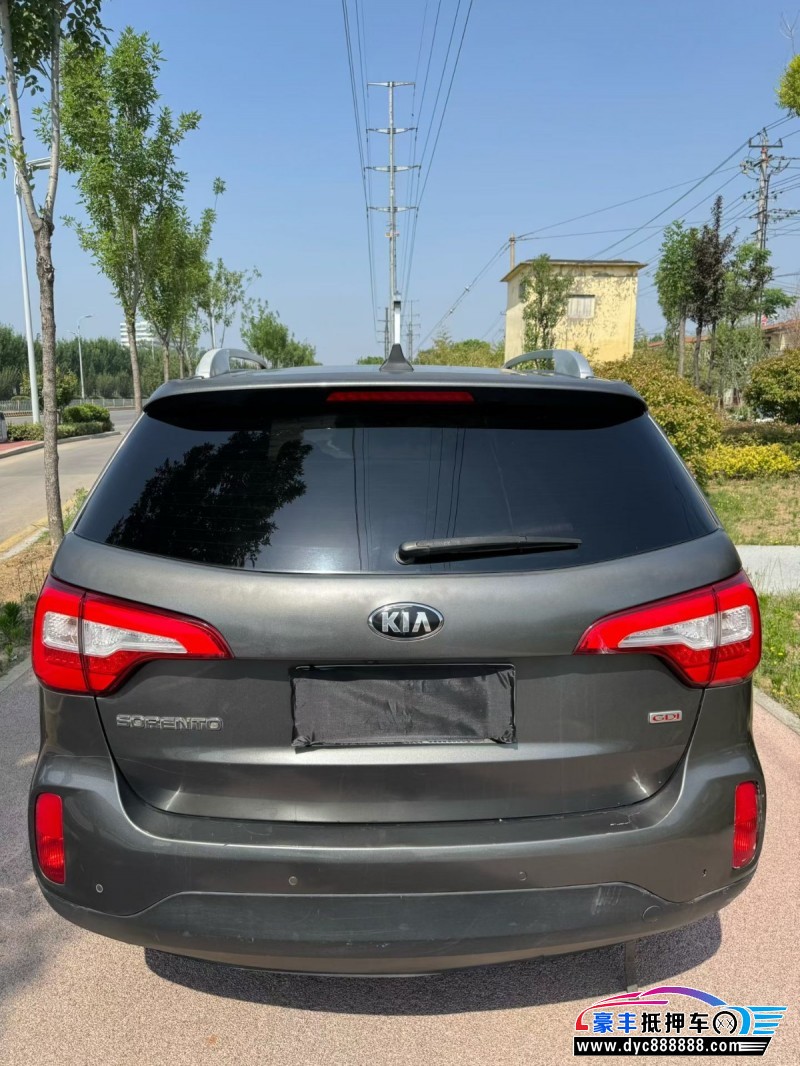 14年起亚索兰托轿车抵押车出售