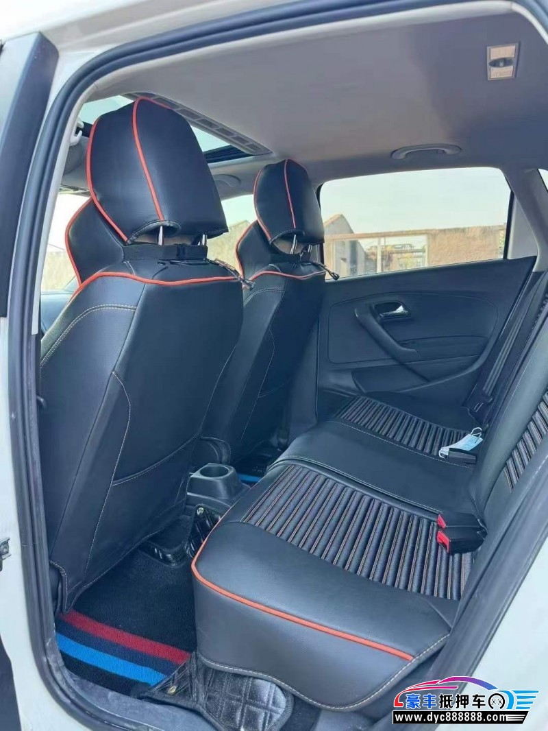 18年大众polo轿车抵押车出售