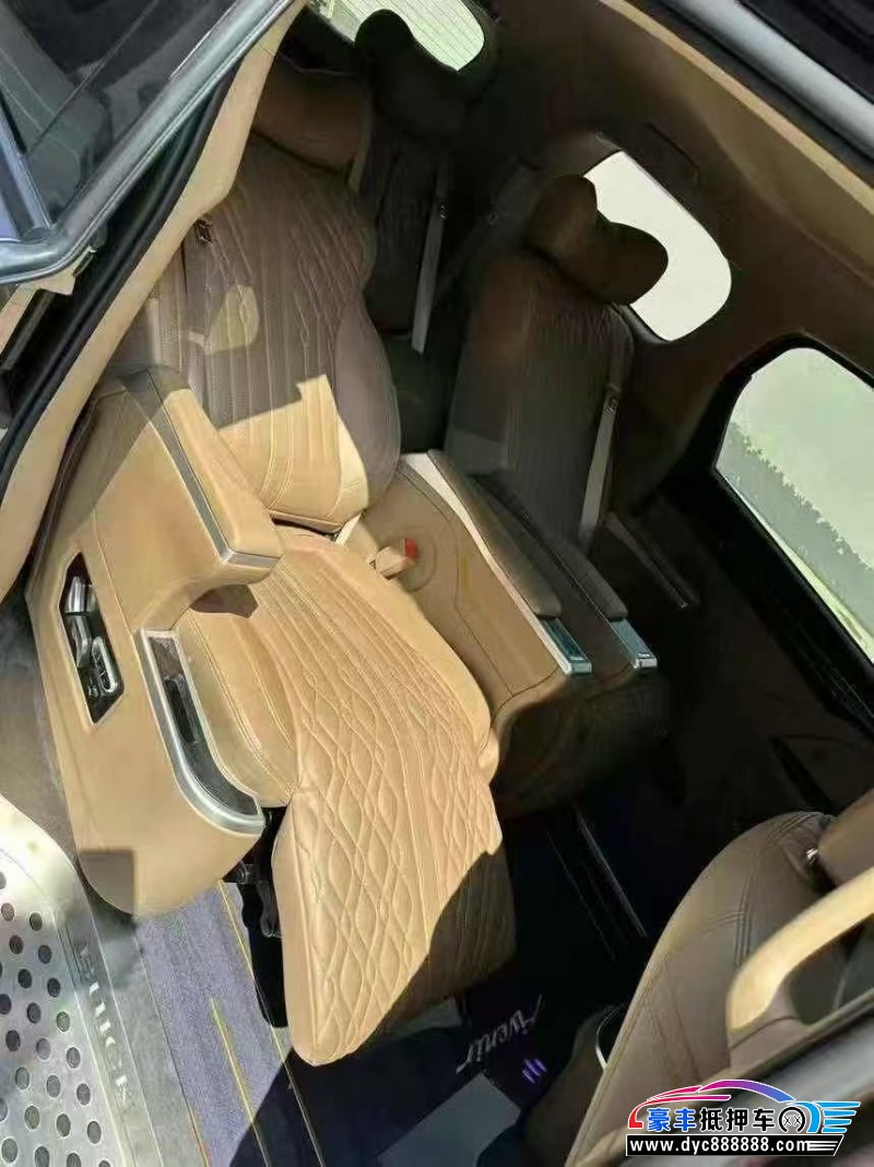 19年别克GL8轿车抵押车出售