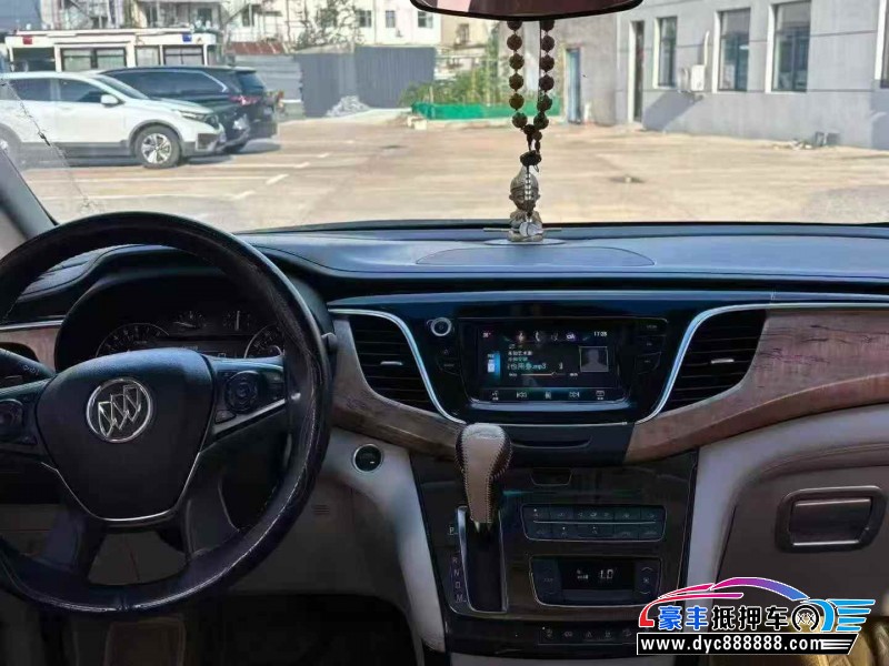 19年别克GL8MPV抵押车出售