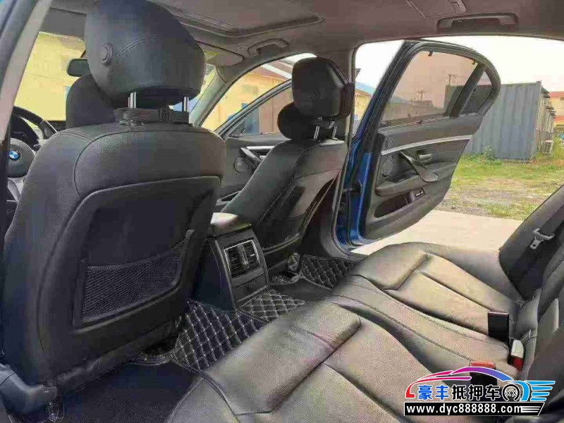 18年宝马3系轿车抵押车出售