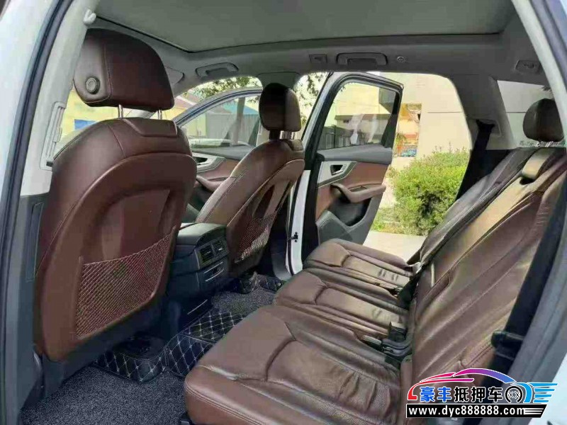 18年奥迪Q7轿车抵押车出售