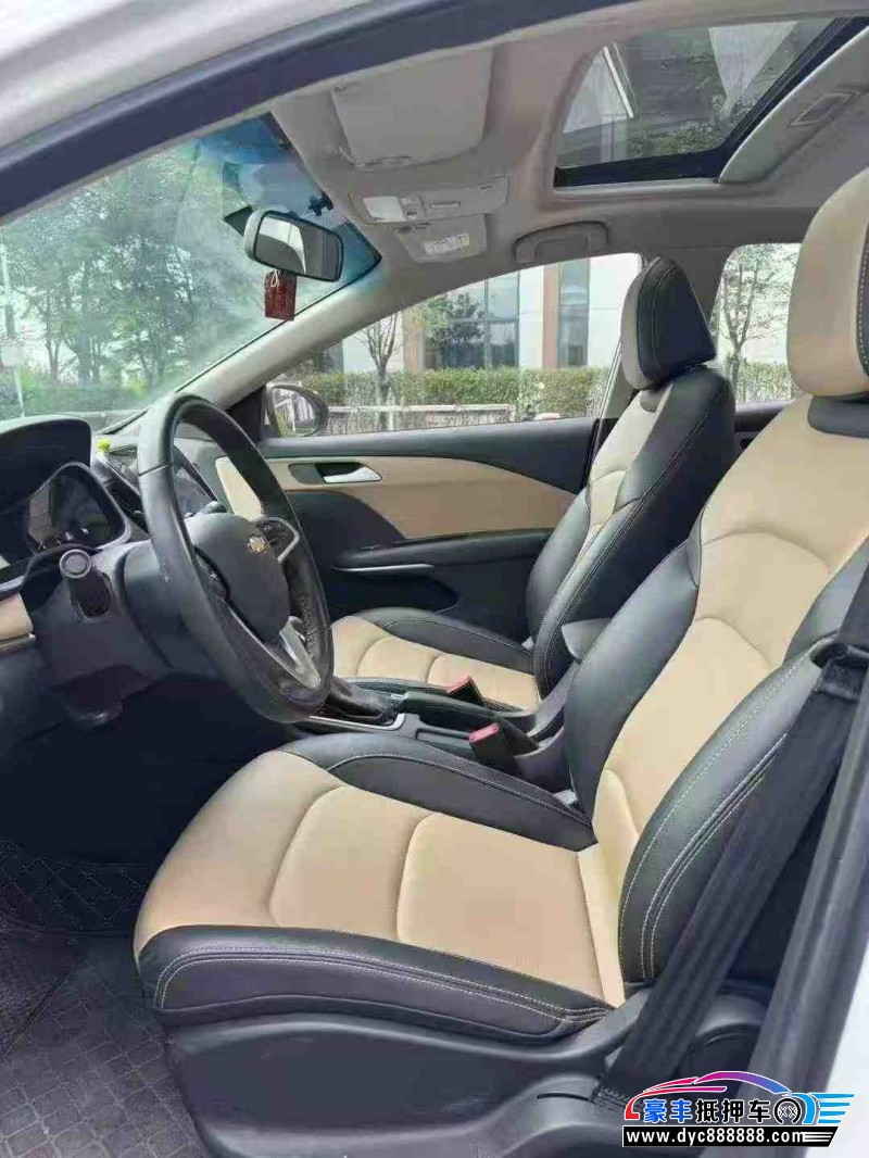 22年雪佛兰科鲁泽轿车抵押车出售