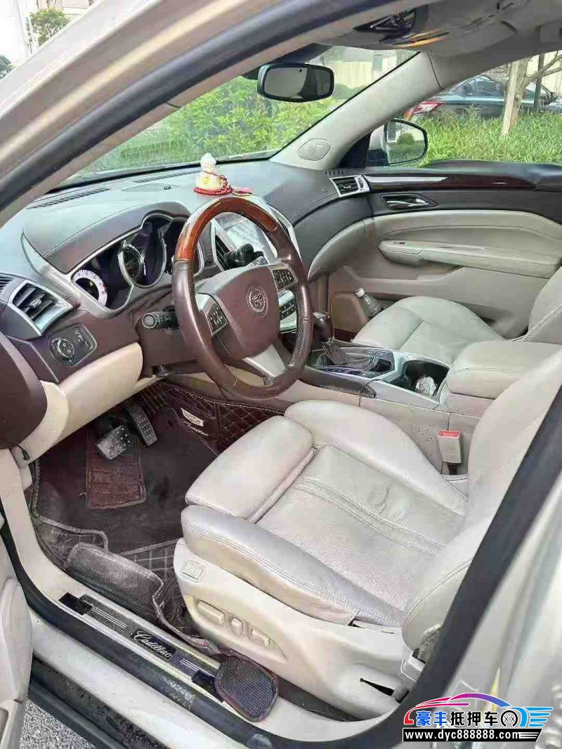 10年凯迪拉克SRX轿车抵押车出售