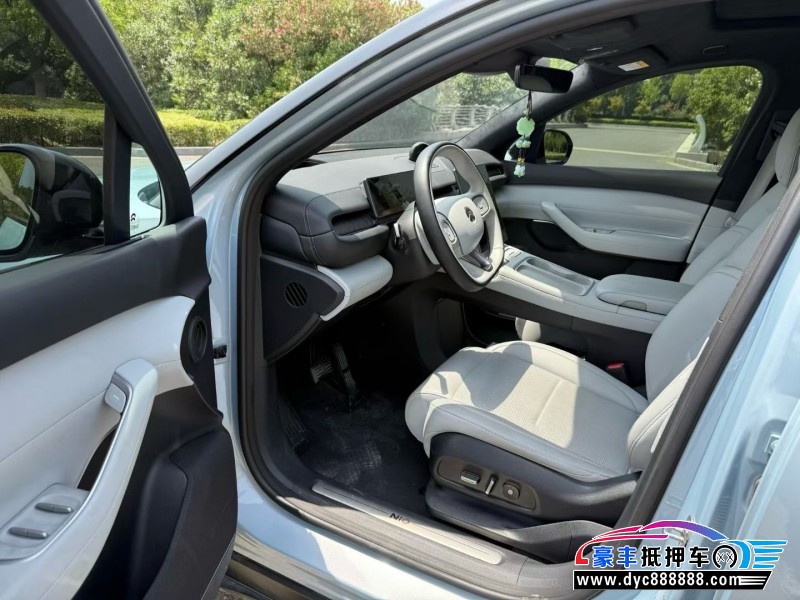 23年蔚来ES6轿车抵押车出售