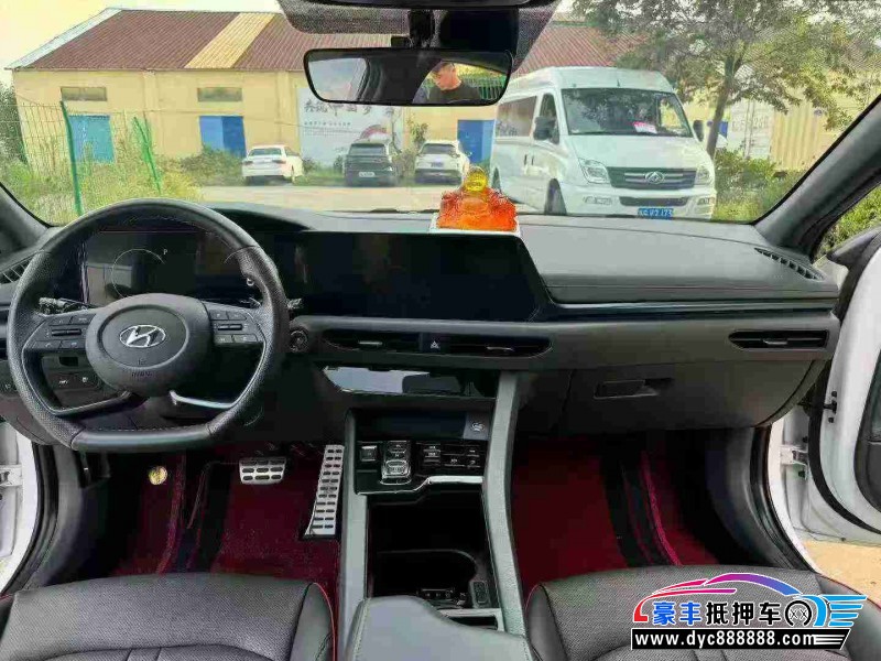 23年现代索纳塔轿车抵押车出售