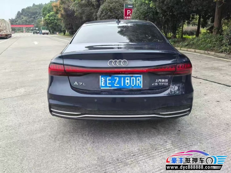 22年奥迪A7轿车抵押车出售